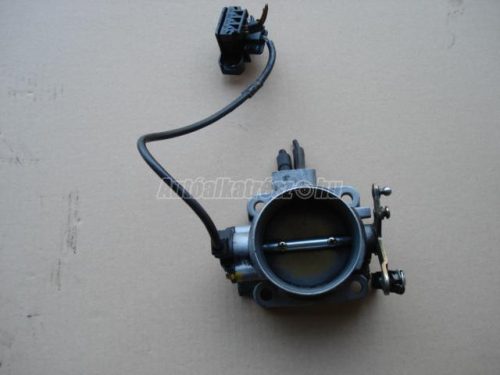 MERCEDES-BENZ 190 - 0011409053 - fojtószelep ház