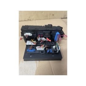   MERCEDES-BENZ E-OSZTÁLY - 2004 - 0025458701 - biztosíték doboz