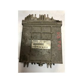   VOLKSWAGEN GOLF III - 1995 - 0281001421/422 - motor vezérlőegység