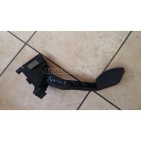 gázpedál állás jeladó