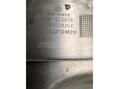 VOLKSWAGEN PASSAT IV - 1992 - 028103935C  - felső motorburkolat
