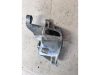 VOLKSWAGEN GOLF III - 1994 - 028145523D  - szervó szivattyú tartóbak