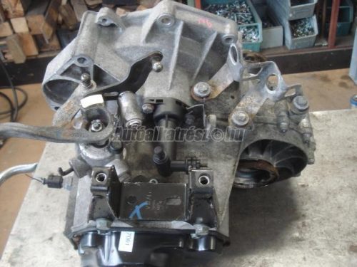 VOLKSWAGEN POLO IV - 2003 - 02T301103J - váltó