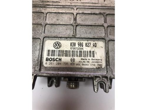 VOLKSWAGEN POLO III - 1996 - 030906027AD - motor vezérlőegység