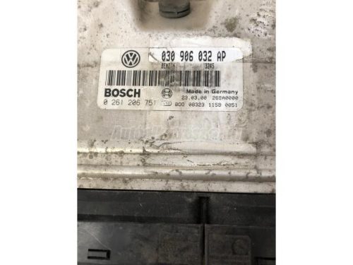 VOLKSWAGEN POLO III - 2000 - 030906032AP, 0261206751 - motorvezérlő
