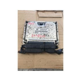   VOLKSWAGEN LUPO - 2001 - 030906032DN, 0261208225 - motorvezérlő elektronika