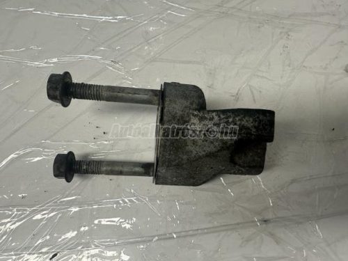 VOLKSWAGEN POLO IV - 2007 - 036131818 - egr szelep tartókonzol