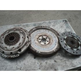 VOLKSWAGEN SHARAN - 1999 - 037105273C - kuplung szett