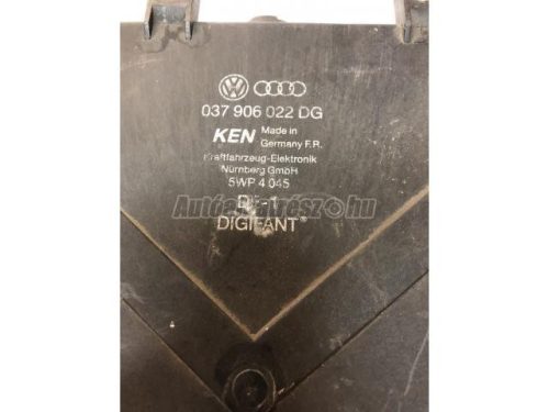 SEAT TOLEDO - 1996 - 037906022DG - motor vezérlőegység