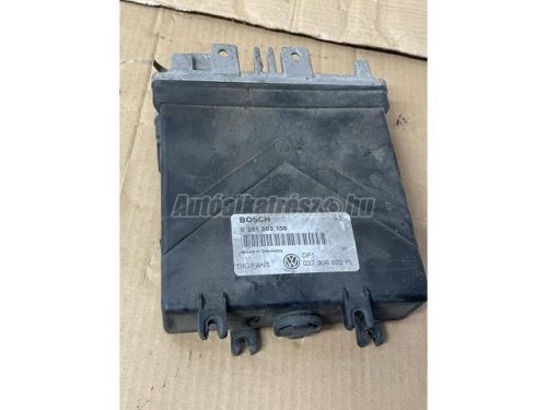 VOLKSWAGEN PASSAT III - 1991 - 037906022FL, 0216203158 - motorvezérlő elektronika