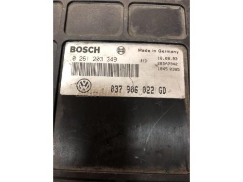 VOLKSWAGEN PASSAT IV - 1993 - 037906022GD - motor vezérlőegység