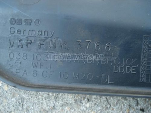 VOLKSWAGEN GOLF IV - 2000 - 038103925AJ - motorburkolat