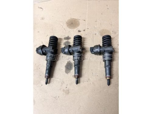VOLKSWAGEN PASSAT - 2003 - 038130073BC - adagoló-fúvóka egység (PDE)