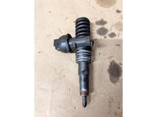 VOLKSWAGEN PASSAT - 2003 - 038130073BC - adagoló-fúvóka egység (PDE)
