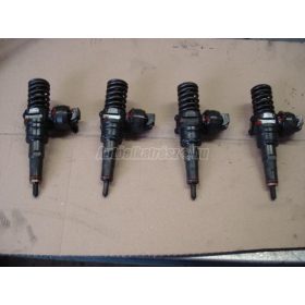   VOLKSWAGEN GOLF IV,  GOLF - 2002/02 - 038130073J - adagoló-fúvóka egység (PDE)