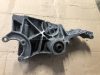 VOLKSWAGEN PASSAT V - 2002 - 038903143AE - generátor tartóbak