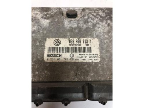 VOLKSWAGEN POLO IV - 1999 - 038906013K - motor vezérlőegység