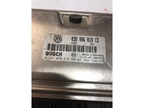 VOLKSWAGEN PASSAT V - 1999 - 038906019CD - motor vezérlőegység