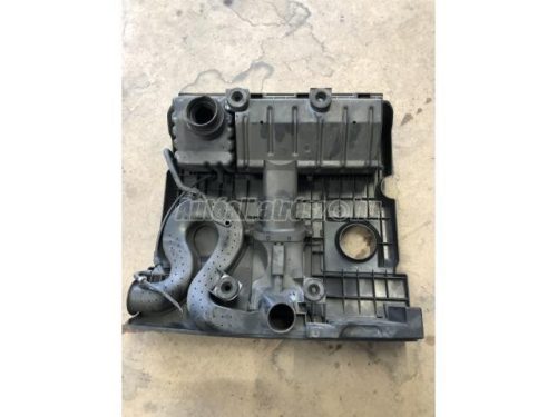 VOLKSWAGEN POLO IV - 2003 - 03E129607 - levegőszűrő ház + felső motorburkolattal egyben