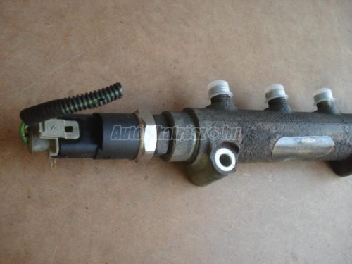 VOLVO V70 - 2005 - 0445215010 - üzemanyag elosztócső