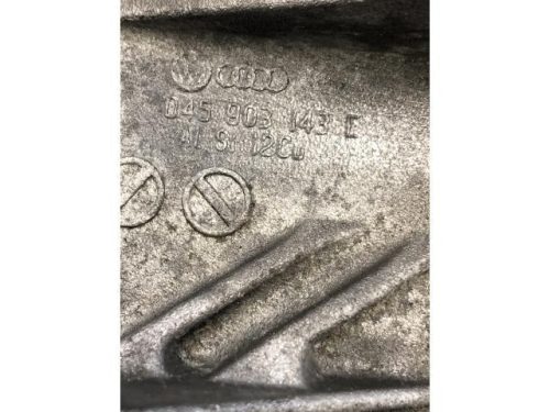 VOLKSWAGEN POLO IV | AUDI A2 - 2005 - 045903143E - generátor tartóbak