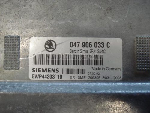 SKODA FABIA - 2003/04 - 047906033C - motorvezérlő