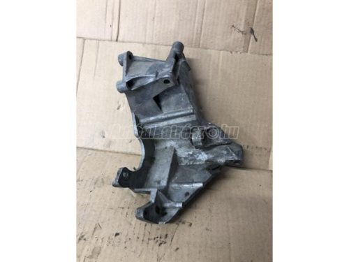 AUDI A6 - 1995 - 054145523G - szervó tartóbak
