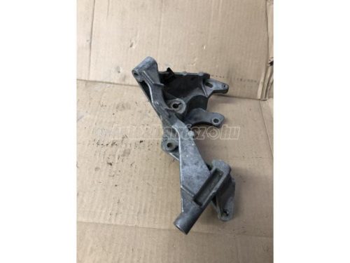AUDI A6 - 1995 - 054145523G - szervó tartóbak