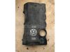 VOLKSWAGEN PASSAT V - 2000 - 058103724G - felső motorburkolat