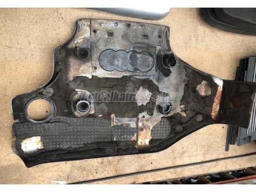 AUDI A6 - 2000 - 059103927S - felső motorburkolat