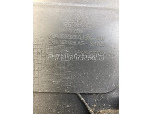 VOLKSWAGEN GOLF IV - 2001 - 06A103925AJ - felső motorburkolat