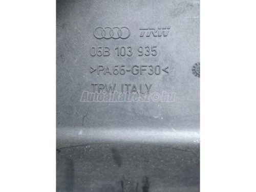 AUDI A4 - 1996 - 06B103935 - motorburkolat