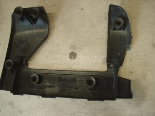 AUDI A3 - 2005 - 06F103925 - motorburkolat