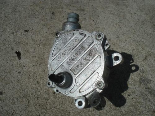 VOLVO V70 - 2005 - 08658230 - fékszervó vákuumpumpa