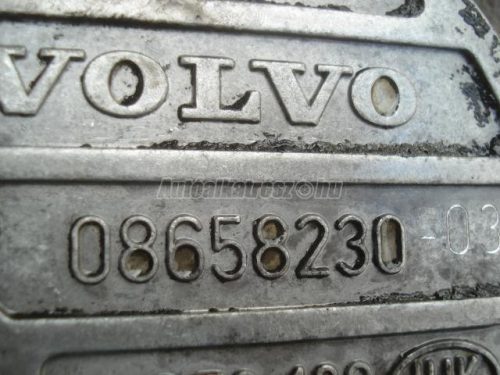 VOLVO V70 - 2005 - 08658230 - fékszervó vákuumpumpa
