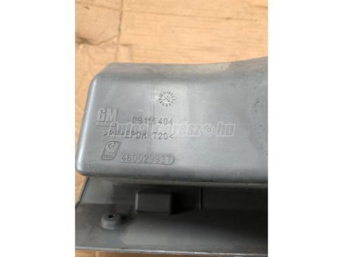 OPEL CORSA C - 2003 - 09114404 - kesztyűtartó