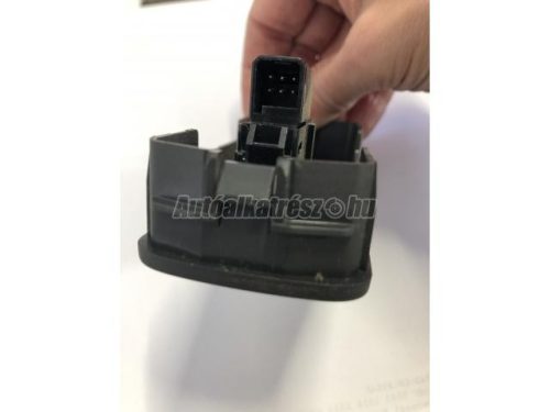 ablakemelő kapcsoló