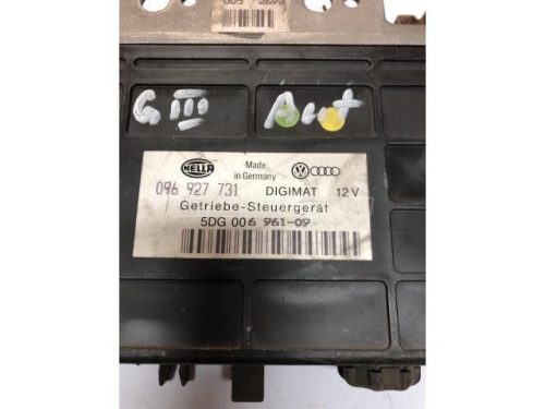 VOLKSWAGEN GOLF III - 1996 - 096927731 - sebességváltó vezérlő elektronika