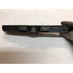 vészvillogó kapcsoló