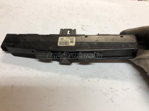 vészvillogó kapcsoló