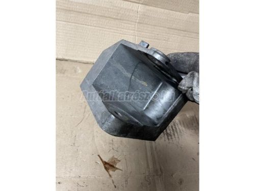 OPEL VECTRA C - 2004 - 13112030 - váltó tartóbak