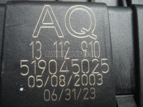 OPEL VECTRA C - 2003 - 13112910 - biztosíték panel
