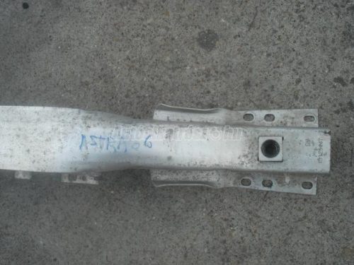 lökhárító merevítő