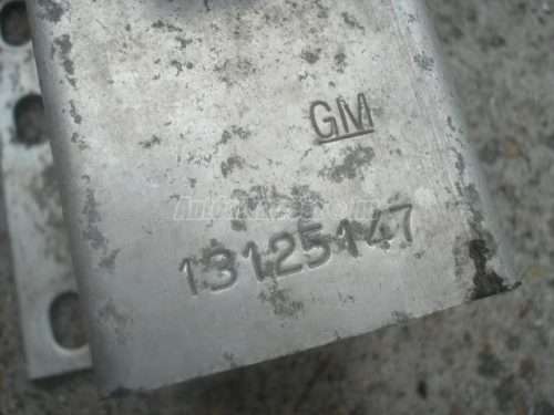 lökhárító merevítő