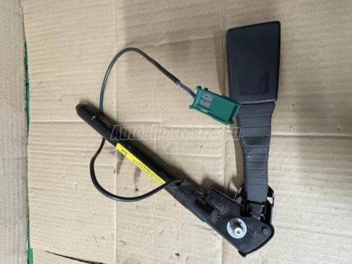 biztonsági öv feszítő