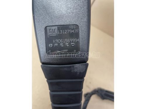 biztonsági öv feszítő