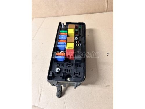 OPEL VECTRA C - 2005 - 13144709UQ - biztosíték doboz