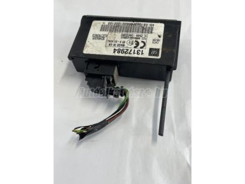 guminyomás vezérlő