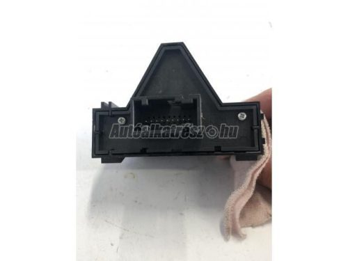 vészvillogó kapcsoló