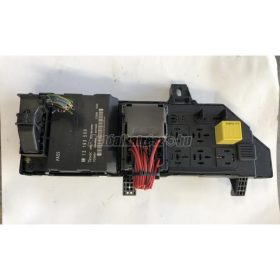   OPEL VECTRA C - 2005 - 13193588ND - utastér biztosíték doboz
